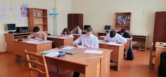 В Рябчинской СОШ прошёл тренировочный ОГЭ по русскому языку