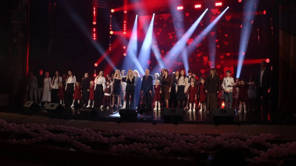 В Брянске образцовый детский коллектив «Ровесник» отпраздновал свой юбилей