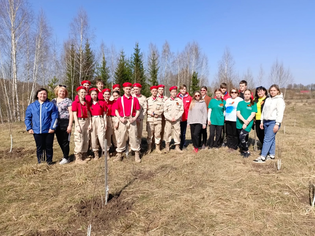В Дубровском районе состоялась Всероссийская акция «Сад Памяти-2025»