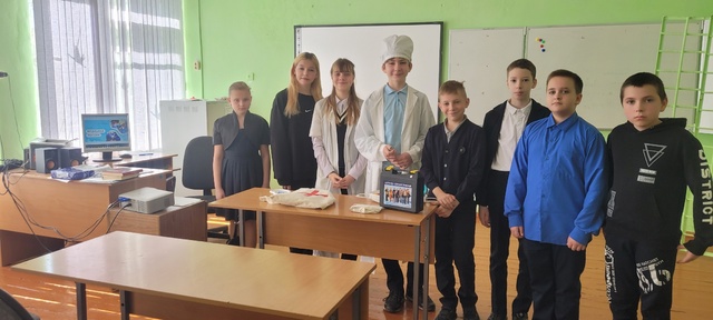 В Давыдчинской ООШ прошло занятие внеурочной деятельности «Разговоры о важном»