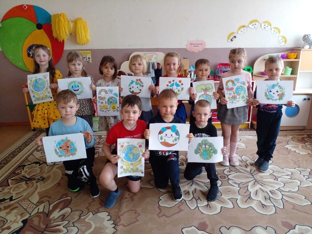 В Дубровском детском саду №2 прошли мероприятия, посвященные Международному дню Земли