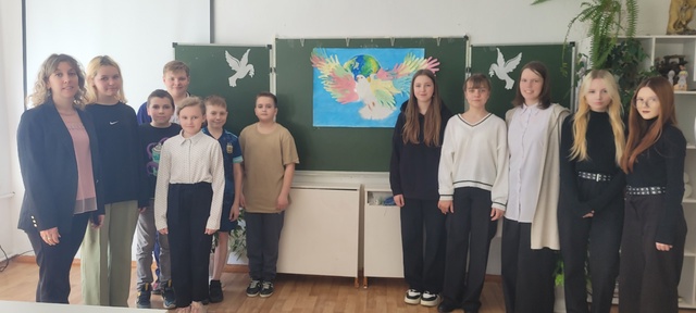 В Давыдчинской ООШ состоялась Всероссийская акция «Голубь мира – Голубь Победы»