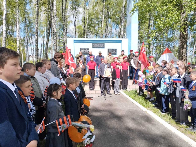 В Пеклинском поселении состоялись праздничные мероприятия, посвященные Дню Победы