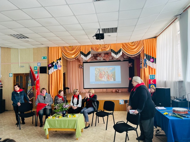 В Дубровской №1 СОШ состоялась классная встреча «Наследники пионерии»