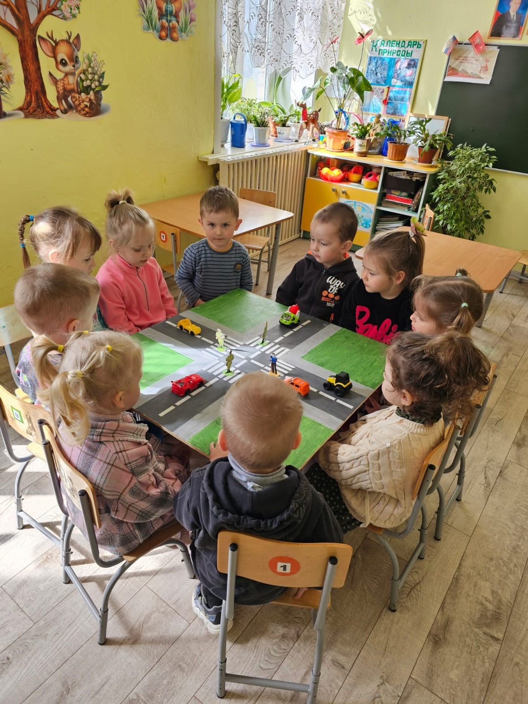 Для воспитанников Дубровской № 1 СОШ прошло занятие «Зебра, которая лежит на дороге»