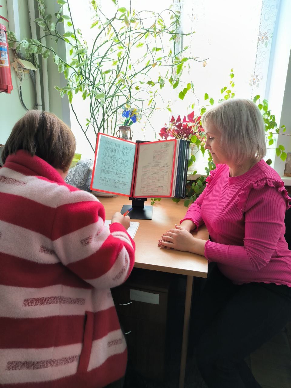 Жителям Дубровского района оказывают меры социальной поддержки