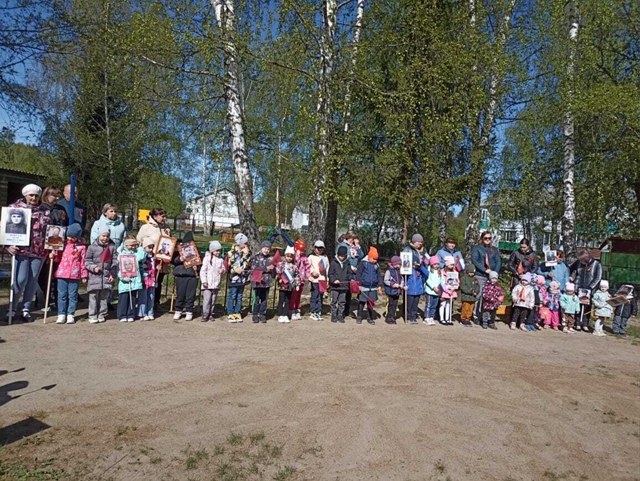 В Дубровском детском саду №2 прошла Акция «Бессмертный полк»