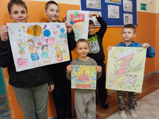 В ГБУ КЦСОН Дубровского района прошло мероприятие, посвящённое празднику 1 мая