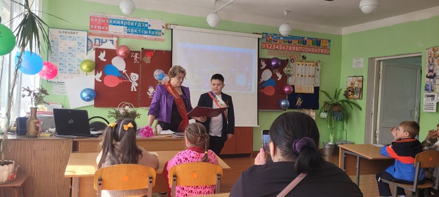 В Давыдчинской ООШ прошел выпускной для учащего 4 класса