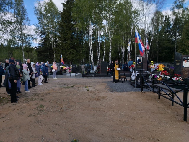 В Дубровке состоялась панихида по погибшим воинам участникам СВО