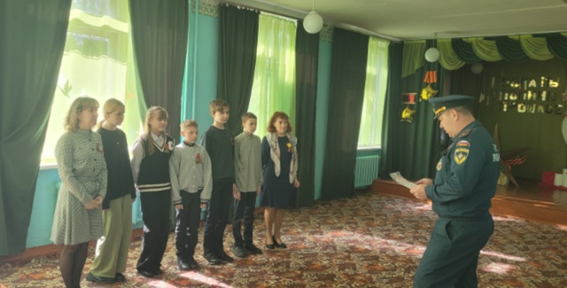 В Давыдчинской ООШ состоялось награждение призера областного этапа Всероссийского конкурса литературного творчества