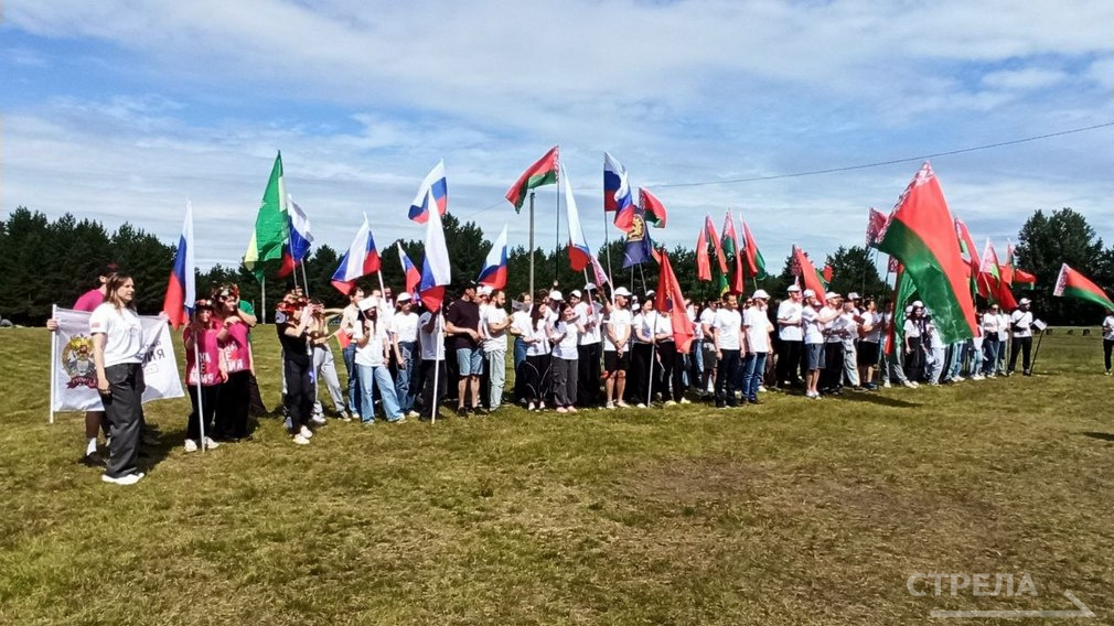 Брянцы поучаствовали в закрытии лагеря «Дружба-2025» в Гомельской области