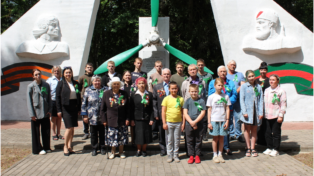 На Партизанском аэродроме под Суземкой Брянской области почтили память лесных мстителей