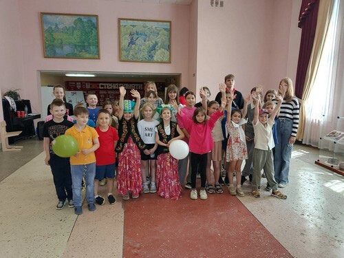 В Сещинском сельском ДК состоялась игровая развлекательная программа «Ларчик с затеями»