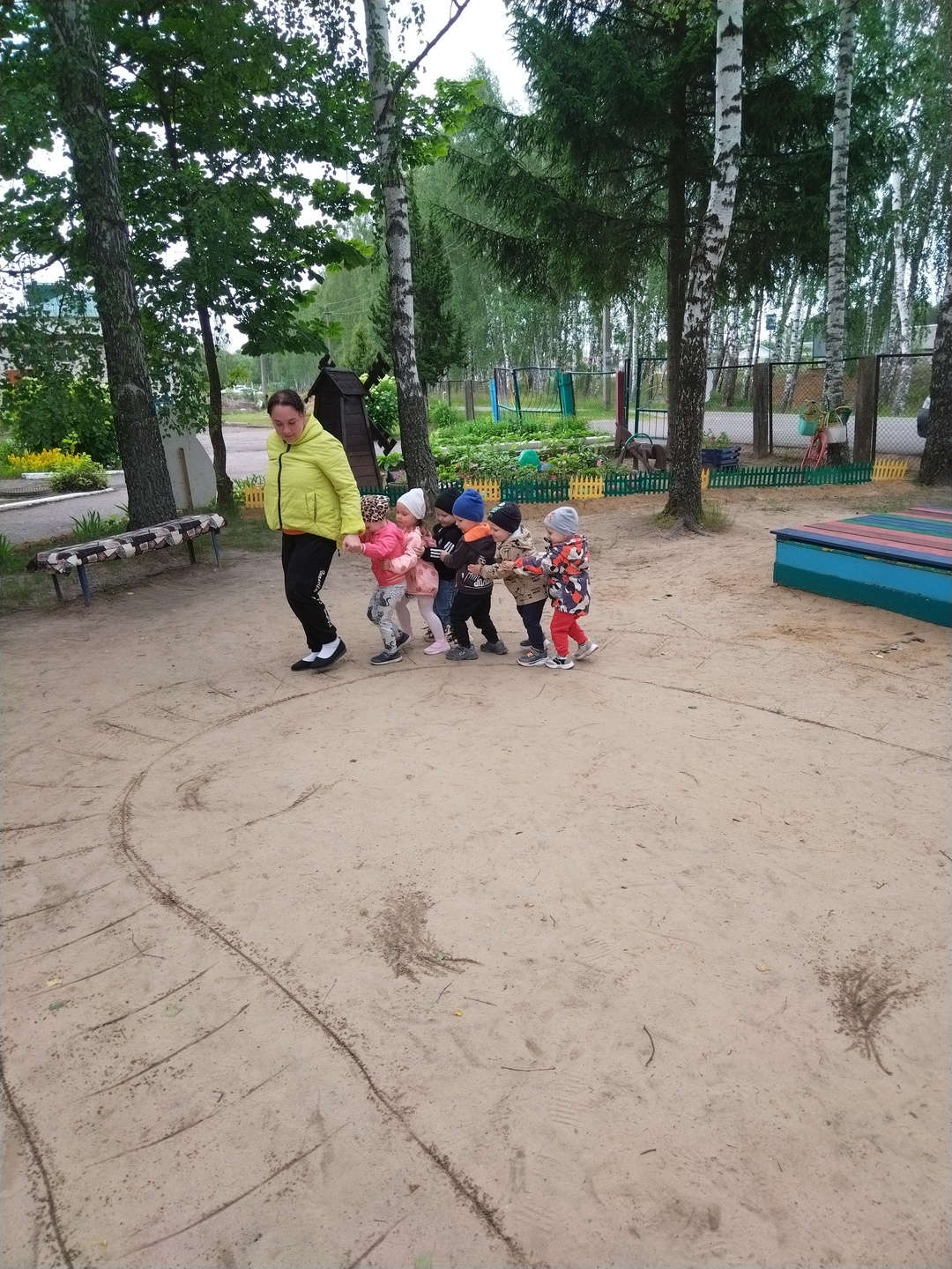 Воспитанники Дубровского детского сада принимают участие «Неделе спорта и здоровья»