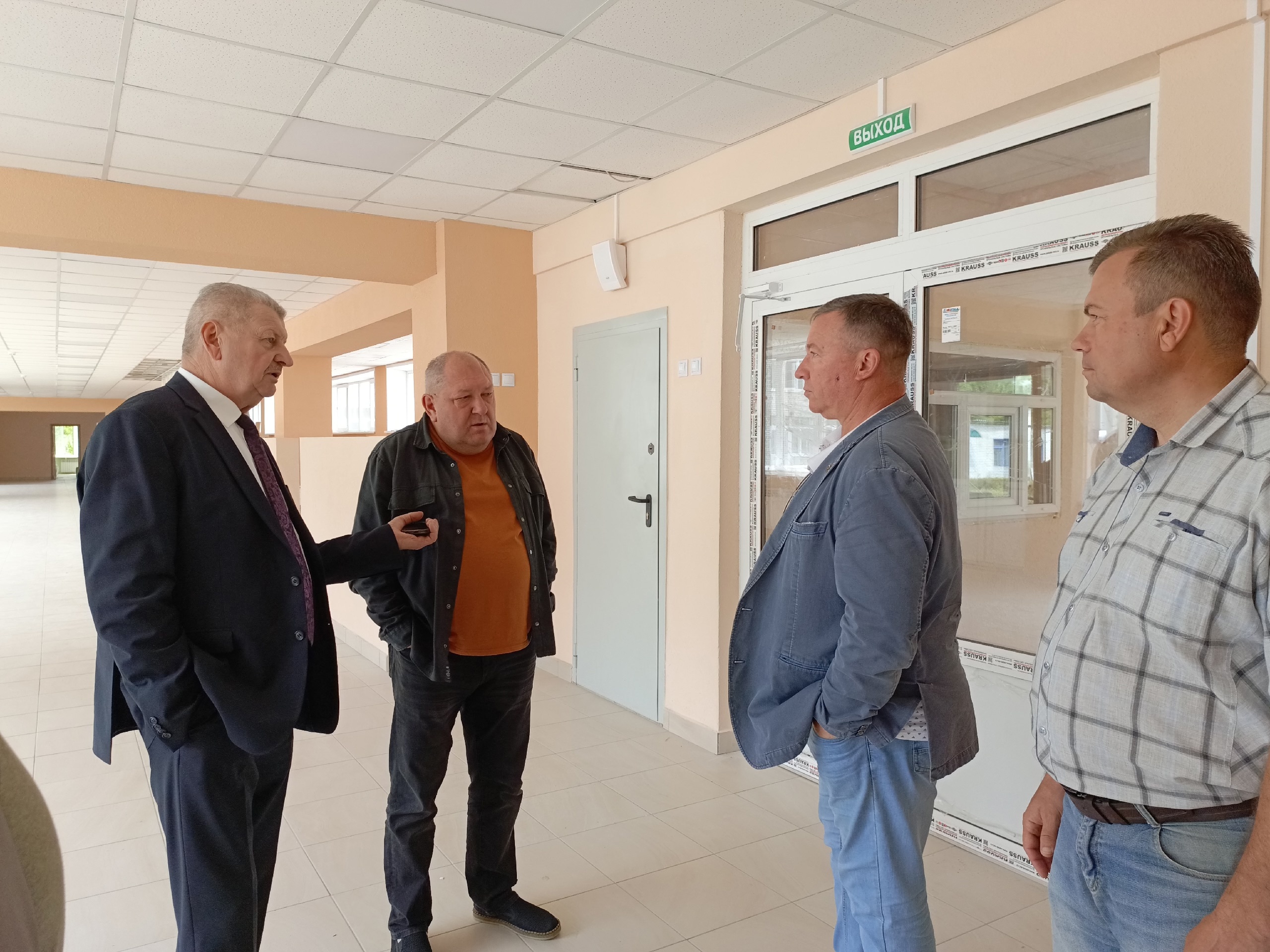 Дубровский район с рабочим визитом посетил заместитель Губернатора Брянской области Николай Симоненко