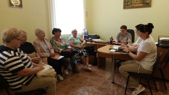 В ГБУ КЦСОН Дубровского района состоялось плановое собрание социальных работников