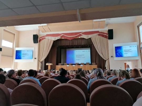 Сотрудники ГБУ КЦСОН Дубровского района приняли участие в образовательной лекции по формированию навыков цифровой гигиены и медиаграмотности