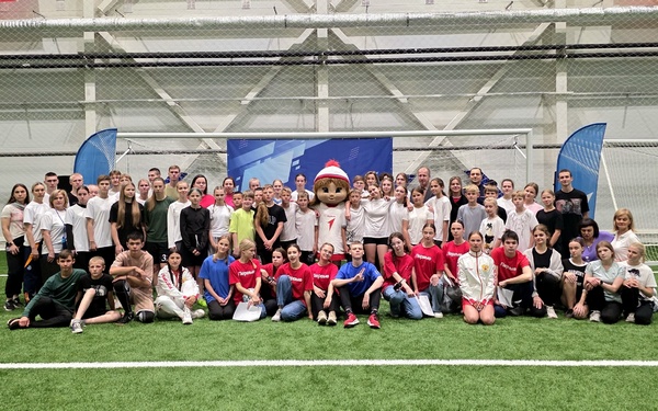 Брянские активисты Движения первых приняли участие в спортивном мероприятии «Всероссийский проект «Вызов Первых»