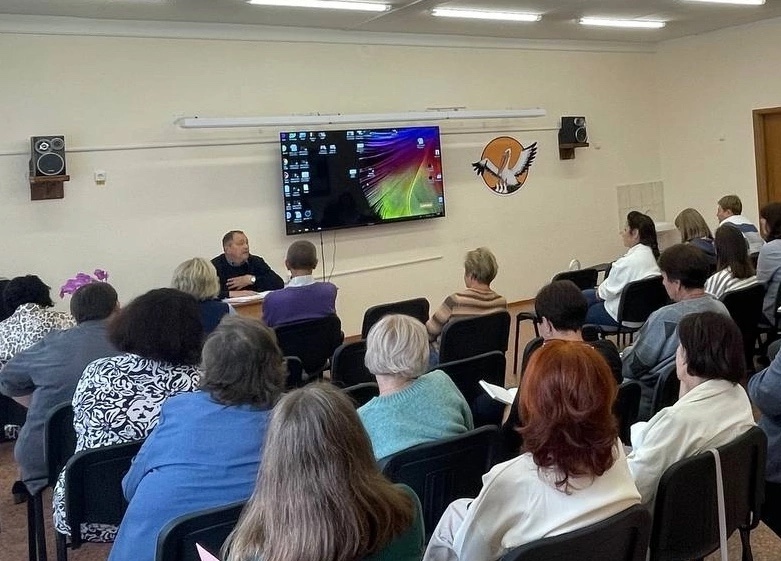 В МБОУ «Сещинской СОШ им. К.Я.Поварова» состоялся августовский педагогический совет