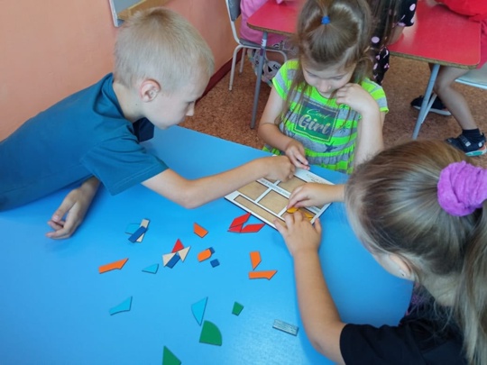 Для воспитанников Дубровского детского сада № 4 состоялся час математических головоломок