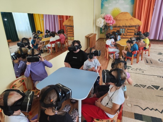 Для воспитанников Дубровского детского сада № 4 состоялся урок «Виртуальный океанариум»