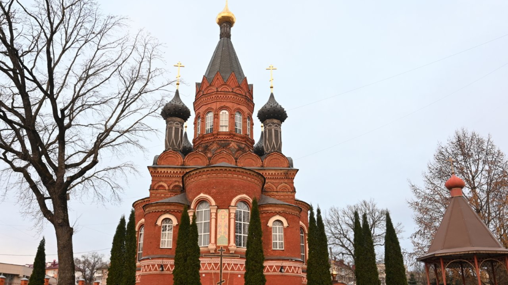 Брянцы могут поклониться Иконе Божией Матери «Феодоровская»в Спасо-Гробовском храме