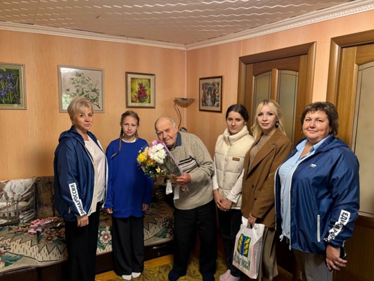 Ветерана ВОВ Юрия Егоровича Галичева поздравили с Днем освобождения Брянщины от немецко-фашистских захватчиков