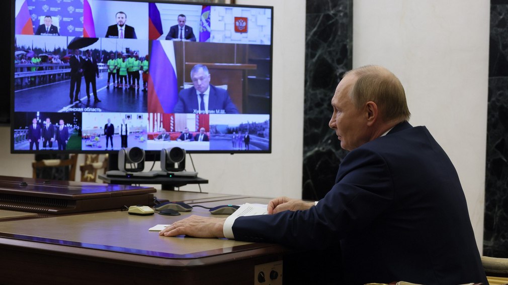 В Унече новый путепровод связывает 2 части города