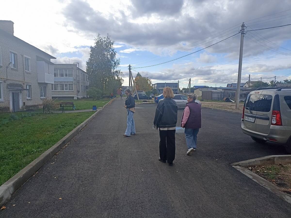 В Суземке благоустроили 2 дворовые территории