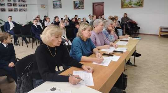 В Дубровской № 1 СОШ состоялся конкурс чтецов «Моя Родина»