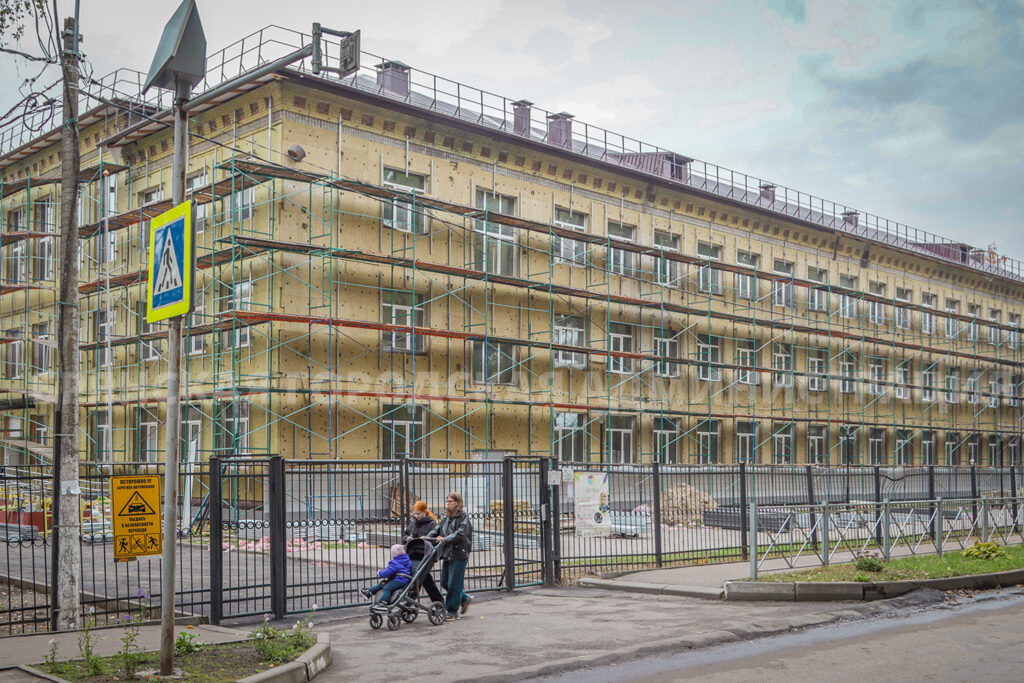 В Брянске продолжается капитальный ремонт школы №42