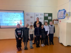 Для учащихся Рябчинской СОШ прошла игра «Папа может всё, что угодно»