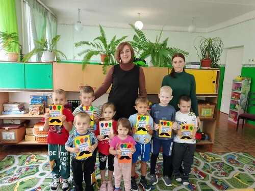 Для воспитанников Сещинской СОШ состоялся мастер-класс по изготовлению открытки