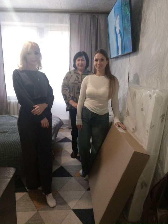 Специалисты социального обслуживания поддерживают молодые семьи