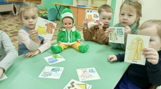 Для воспитанников Дубровского детского сада № 2 прошло занятие, посвященное одежде