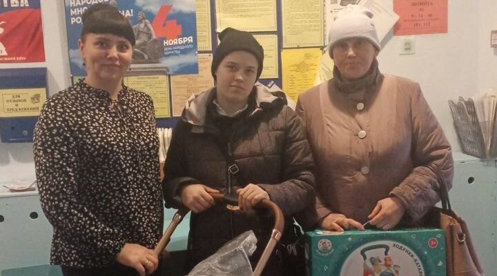 В ГБУ КЦСОН Дубровского района работает пункт проката предметов первой необходимости для детей