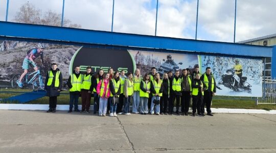 Учащиеся Дубровской № 2 СОШ совершили экскурсию на Жуковский веломотозавод