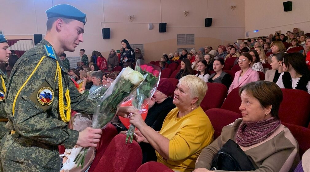 В Стародубе поздравили всех матерей с праздником