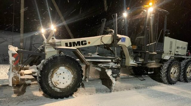 На Брянщине круглосуточно ведется очистка дорог от снега