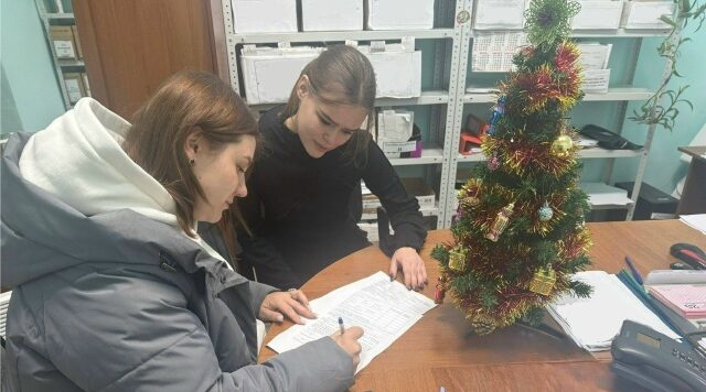 В ГКУ «ОСЗН Дубровского района» оказывает помощь жителям поселка