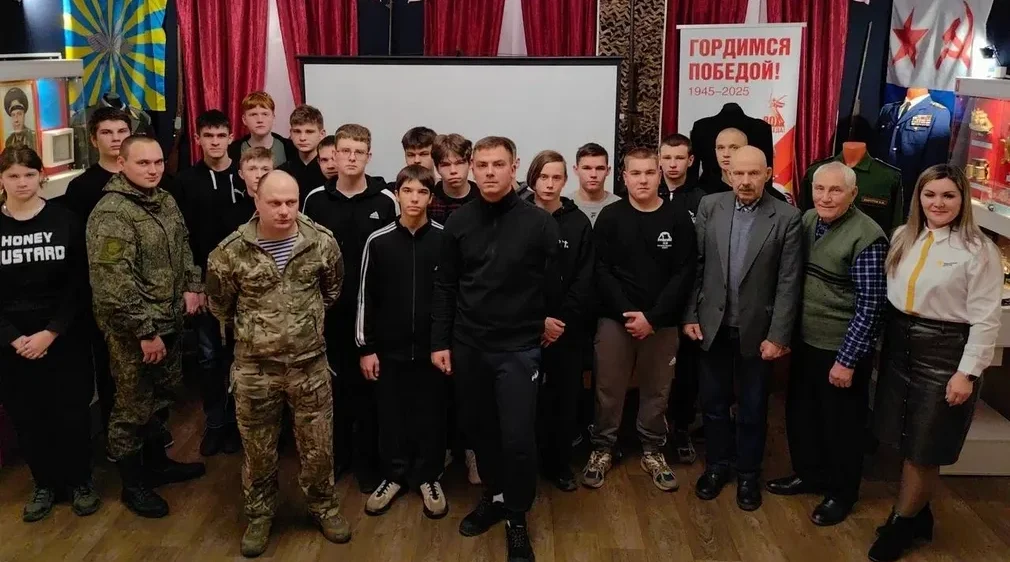 В преддверии Дня Героев Отечества на Брянщине проходят встречи с участниками СВО