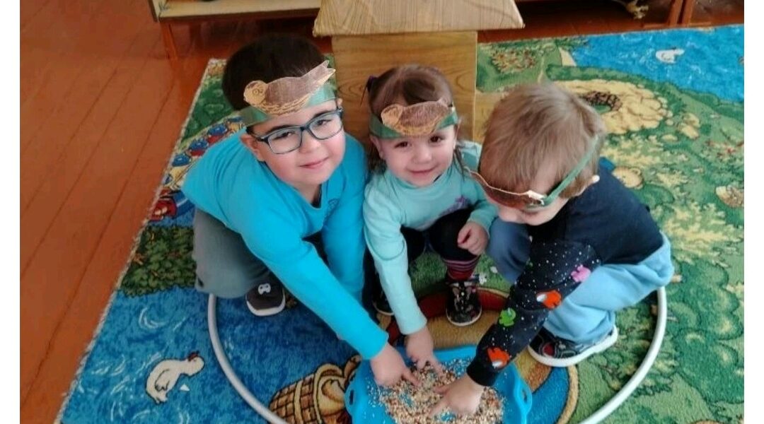 Для воспитанников Сещинской СОШ прошло занятие «Трудно птицам зимовать – будем птицам помогать»