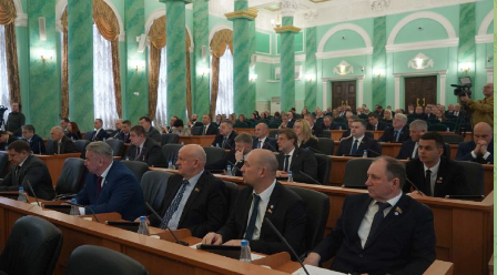 Александр Богомаз сообщил об увеличении выплаты за земельный участок многодетным и семьям СВО