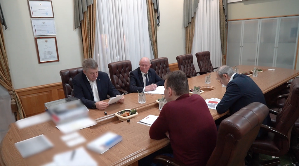 Александр Богомаз встретился с руководителем АПХ «Мираторг» Виктором Линником