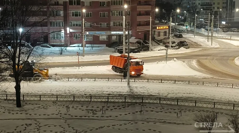 На Брянщине от снега очистили более тысячи километров дорог