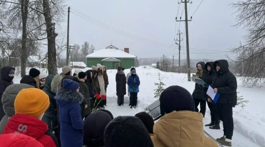 Дубровской № 1 СОШ провела митинг в День памяти Холокоста