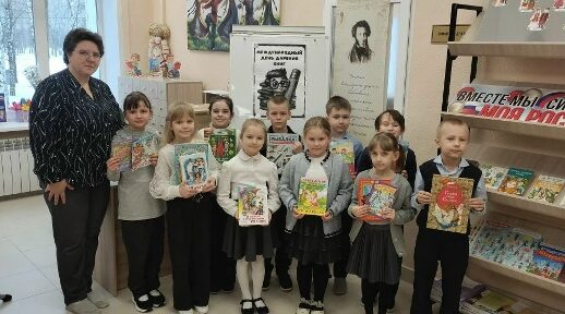 В Дубровской № 2 СОШ состоялась добровольческая акция по сбору книг