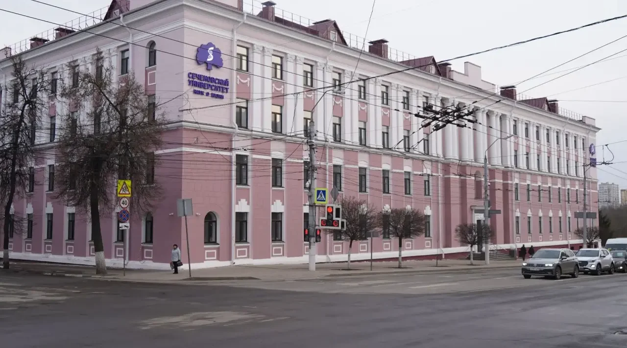 Александр Богомаз проинспектировал ход работ в филиале Сеченовского университета