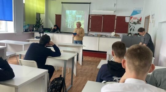 Для учащихся Дубровской № 1 СОШ состоялась экскурсия в усадьбы великих русских авторов